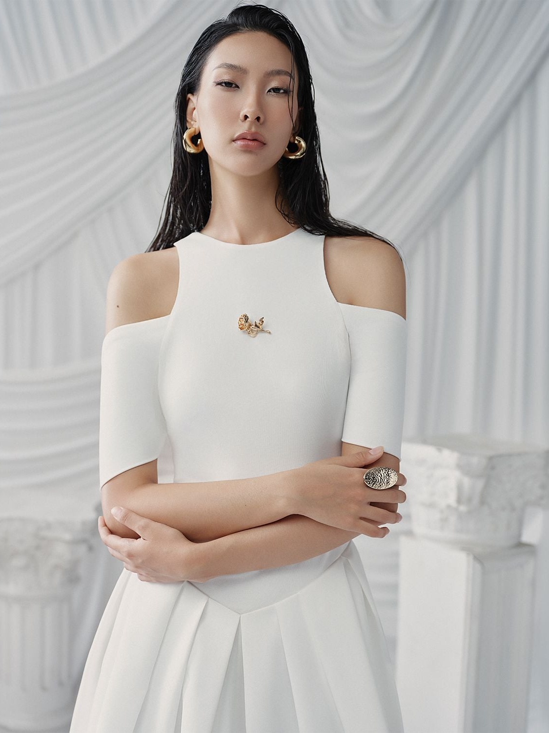 Elegant White Off-Shoulder Wai - огляд і ціна Off White Belt