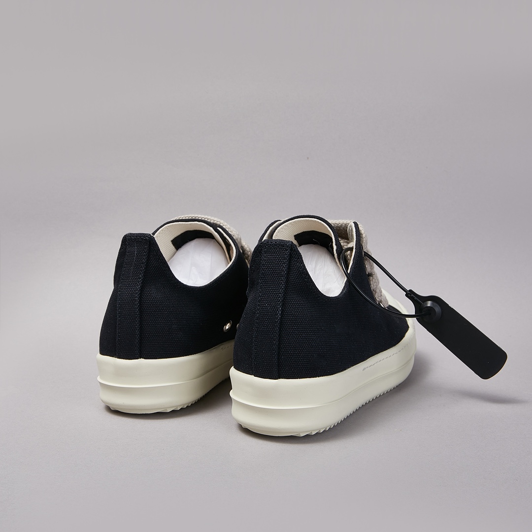 Casual Shoes Men Canvas Black  - огляд і ціна Streetwear Outdoor Brand