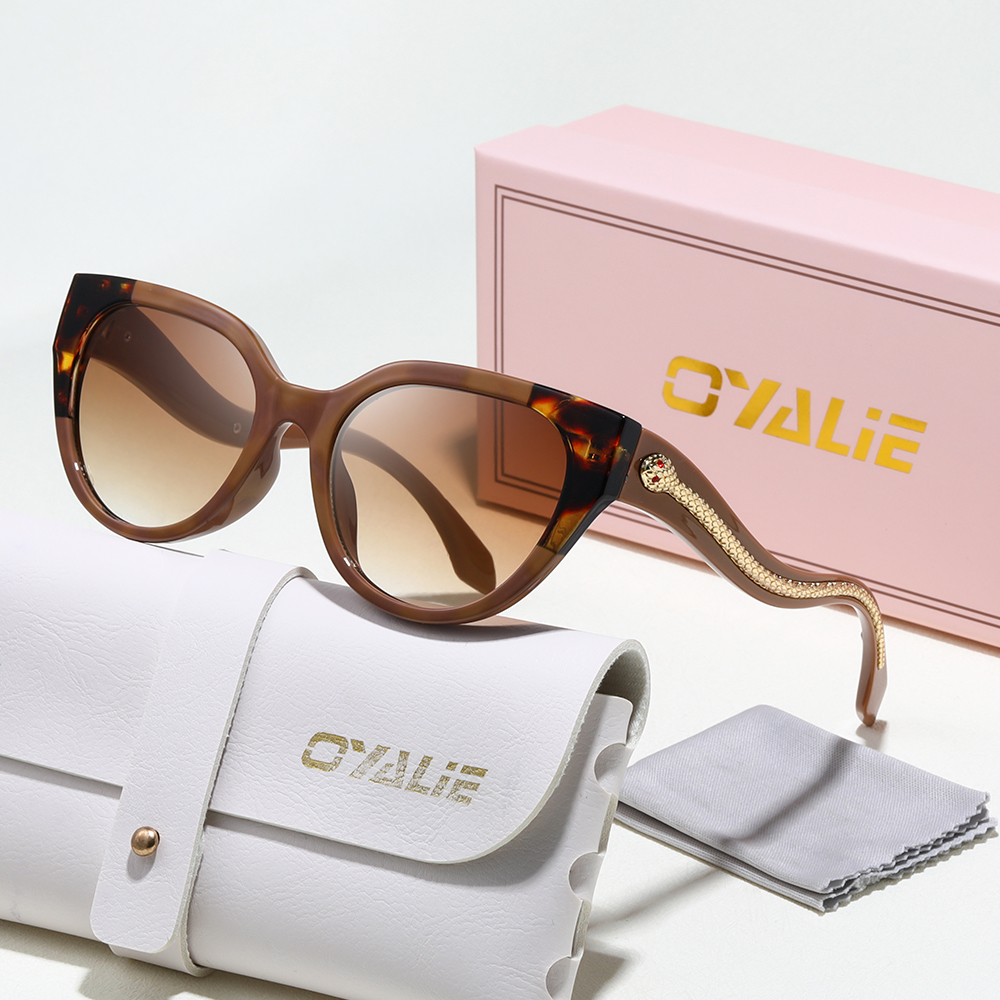 Oyalie Women's Fashionable Cat - огляд і ціна Streetwear Brand With Eye